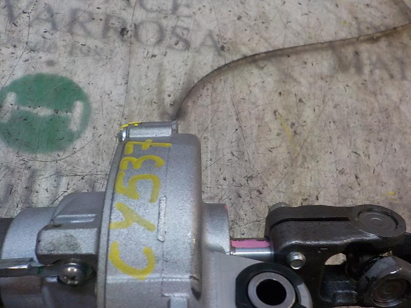 Recambio de columna direccion para toyota yaris 1.4 turbodiesel cat referencia OEM IAM 4520A0D050  