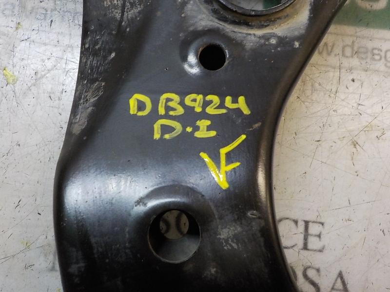 Recambio de brazo suspension inferior delantero izquierdo para toyota auris 1.4 turbodiesel cat referencia OEM IAM   