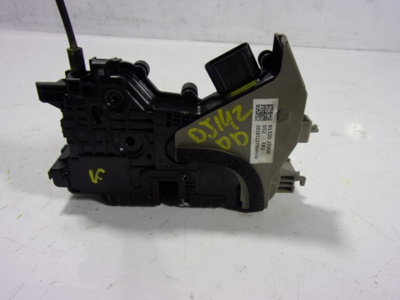 Recambio de cerradura puerta delantera derecha para kia ceed 1.6 crdi cat referencia OEM IAM 81320J7000 81320J7000 