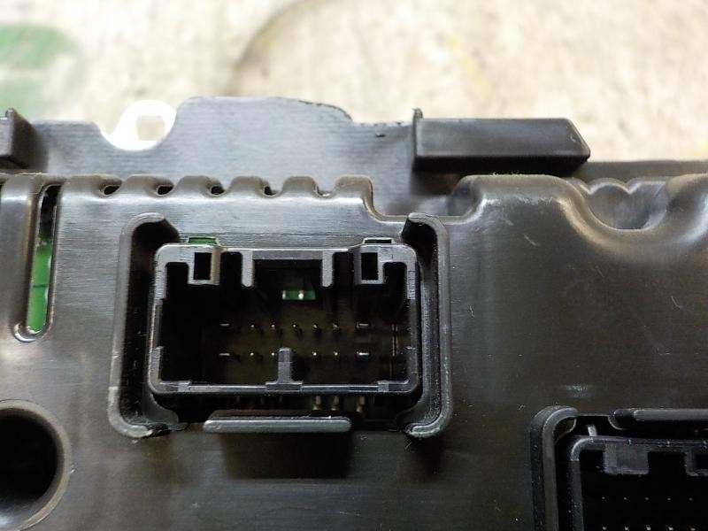 Recambio de cuadro instrumentos para toyota yaris 1.4 turbodiesel cat referencia OEM IAM 838000DQ20 838000DQ20 