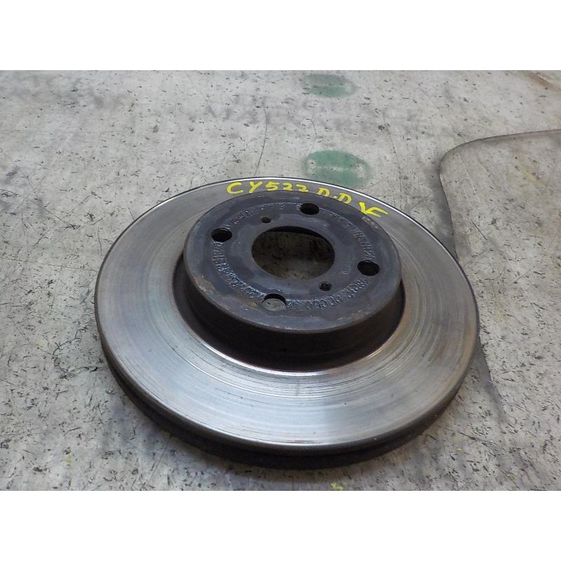 Recambio de disco freno delantero para toyota yaris 1.4 turbodiesel cat referencia OEM IAM 435120D060  