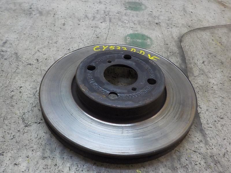 Recambio de disco freno delantero para toyota yaris 1.4 turbodiesel cat referencia OEM IAM 435120D060  