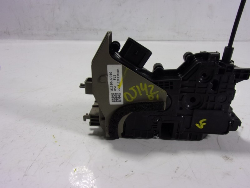 Recambio de cerradura puerta delantera izquierda para kia ceed 1.6 crdi cat referencia OEM IAM 81310J7010 81310J7010 