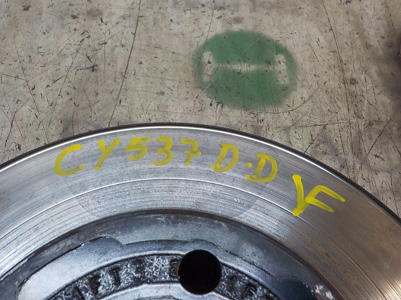 Recambio de disco freno delantero para toyota yaris 1.4 turbodiesel cat referencia OEM IAM 435120D060  