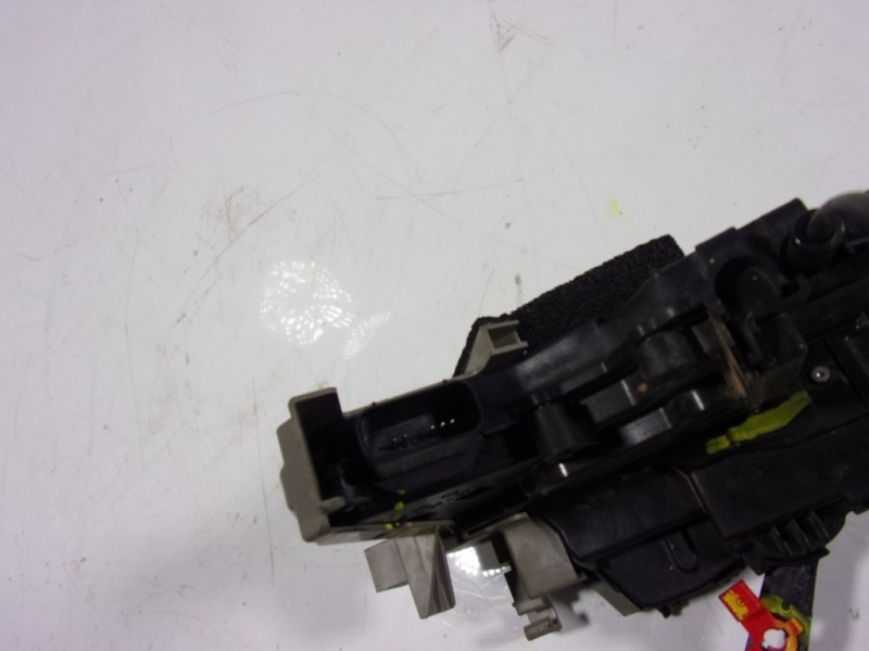 Recambio de cerradura puerta trasera derecha para kia ceed 1.6 crdi cat referencia OEM IAM 81420J7000 81420J7000 