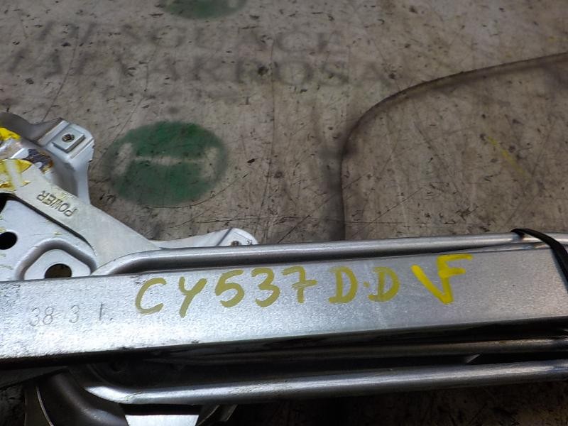 Recambio de elevalunas delantero derecho para toyota yaris 1.4 turbodiesel cat referencia OEM IAM 698100D300  