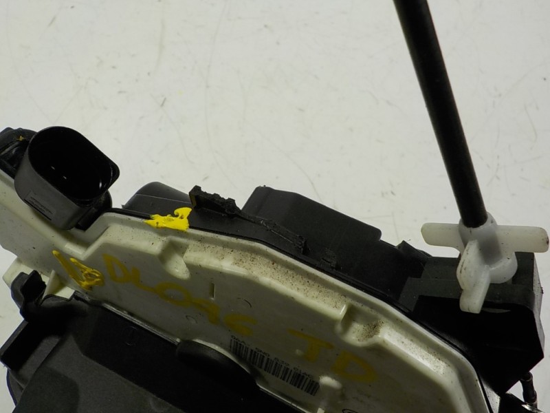 Recambio de cerradura puerta trasera derecha para volkswagen tiguan (5n2) 2.0 tdi referencia OEM IAM 5N0839016G 06A5N0839016G 