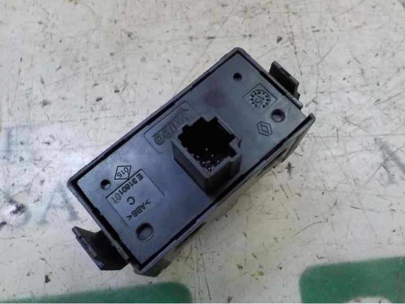 Recambio de warning para dacia sandero 1.2 16v cat referencia OEM IAM 252905668R E3160101 E3160101