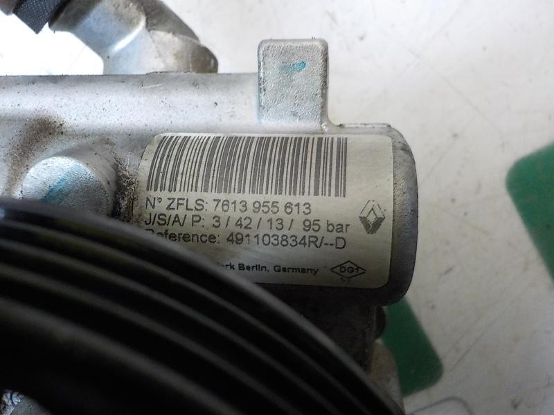 Recambio de bomba direccion para dacia sandero 1.2 16v cat referencia OEM IAM 491103834R 7613955613 7613955613