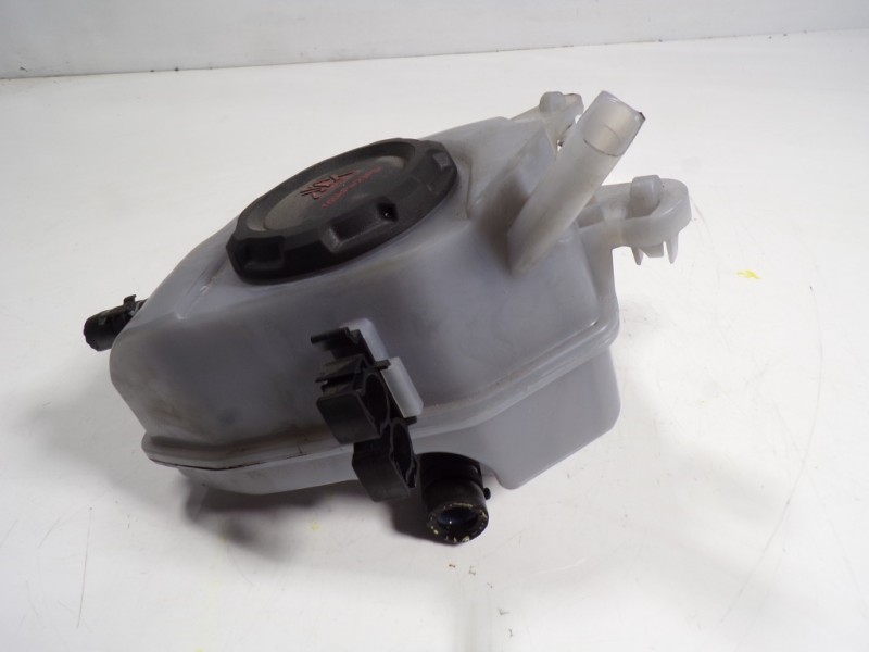 Recambio de deposito expansion para audi a1 sportback (gba) 1.0 tfsi referencia OEM IAM 2Q0121407D  