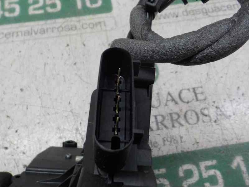 Recambio de cerradura puerta trasera derecha para ford focus lim. trend referencia OEM IAM 2099457 BM5AA26412AF 