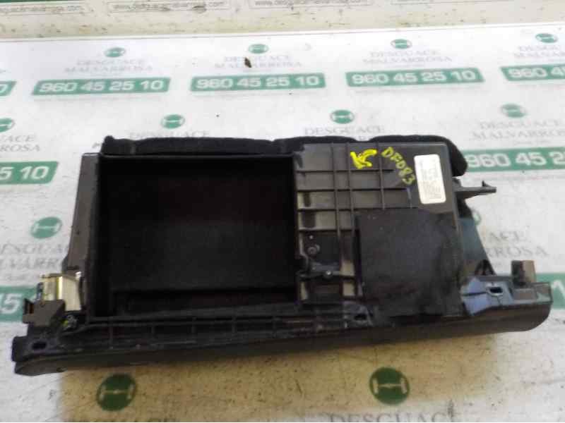 Recambio de guantera para mercedes-benz clase m (w164) 3.5 v6 cat referencia OEM IAM A16468005919D84  