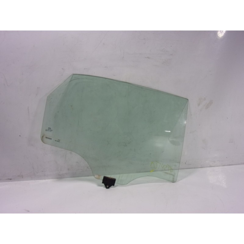 Recambio de cristal puerta trasero derecho para kia ceed 1.6 crdi cat referencia OEM IAM 83420J7000  