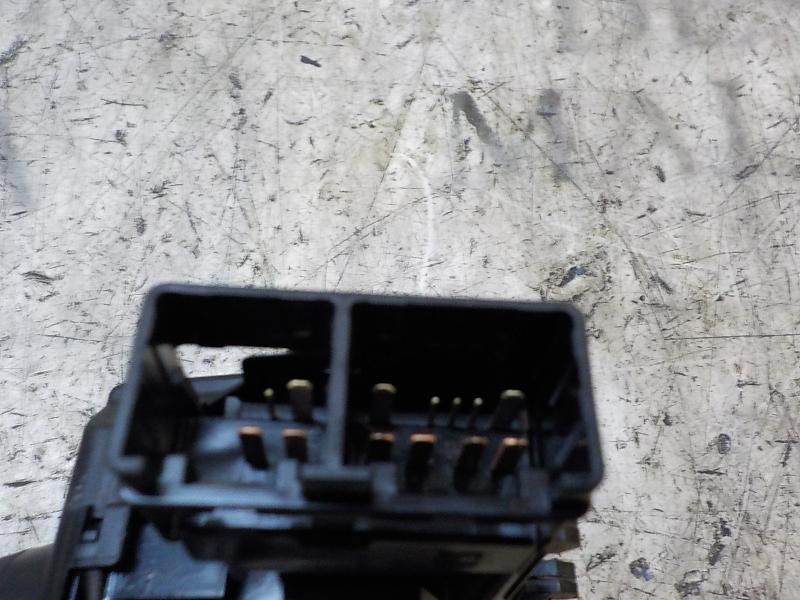 Recambio de mando limpia para toyota yaris 1.4 turbodiesel cat referencia OEM IAM 846520D040  