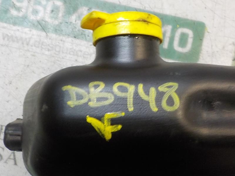 Recambio de deposito limpia para dacia sandero 1.2 16v cat referencia OEM IAM 289102573R  