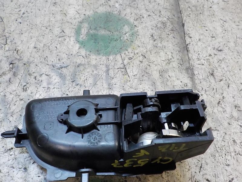 Recambio de maneta interior trasera izquierda para toyota yaris 1.4 turbodiesel cat referencia OEM IAM 692060D280C0  