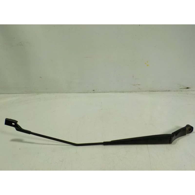 Recambio de brazo limpia delantero derecho para nissan pulsar (c13) 1.5 turbodiesel cat referencia OEM IAM 288864MA0A  