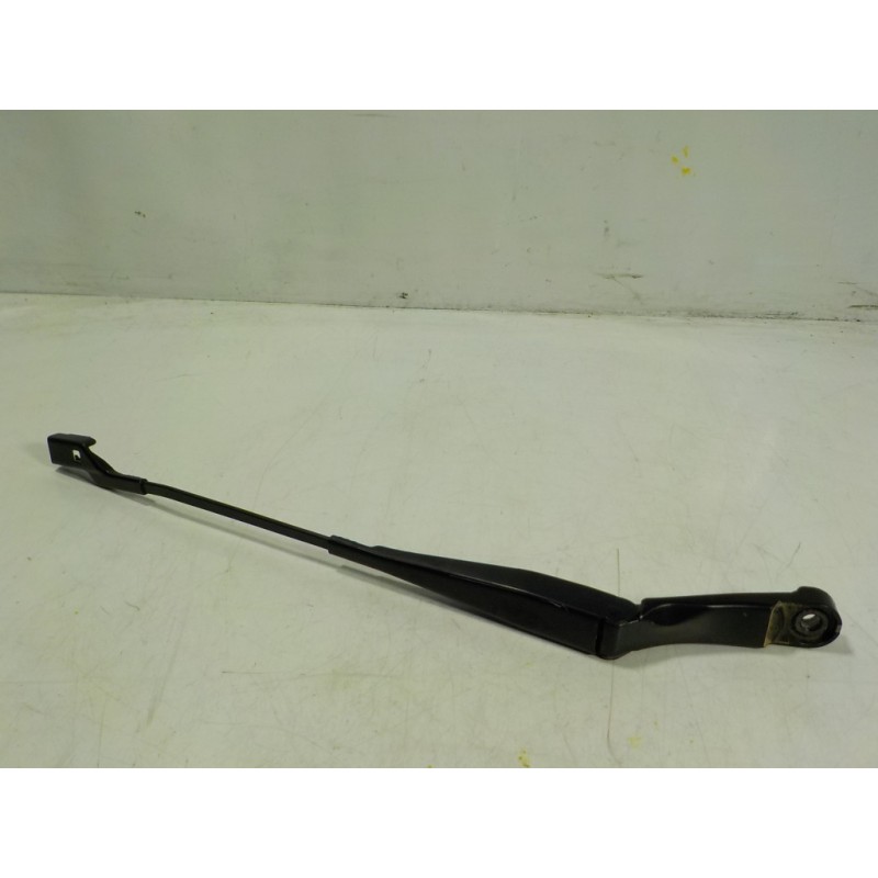 Recambio de brazo limpia delantero izquierdo para nissan pulsar (c13) 1.5 turbodiesel cat referencia OEM IAM 288814MA0A  