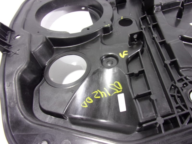 Recambio de elevalunas delantero derecho para kia ceed 1.6 crdi cat referencia OEM IAM 82481J7000 82480J7010 