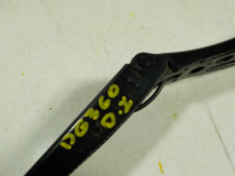 Recambio de brazo limpia delantero izquierdo para nissan pulsar (c13) 1.5 turbodiesel cat referencia OEM IAM 288814MA0A  