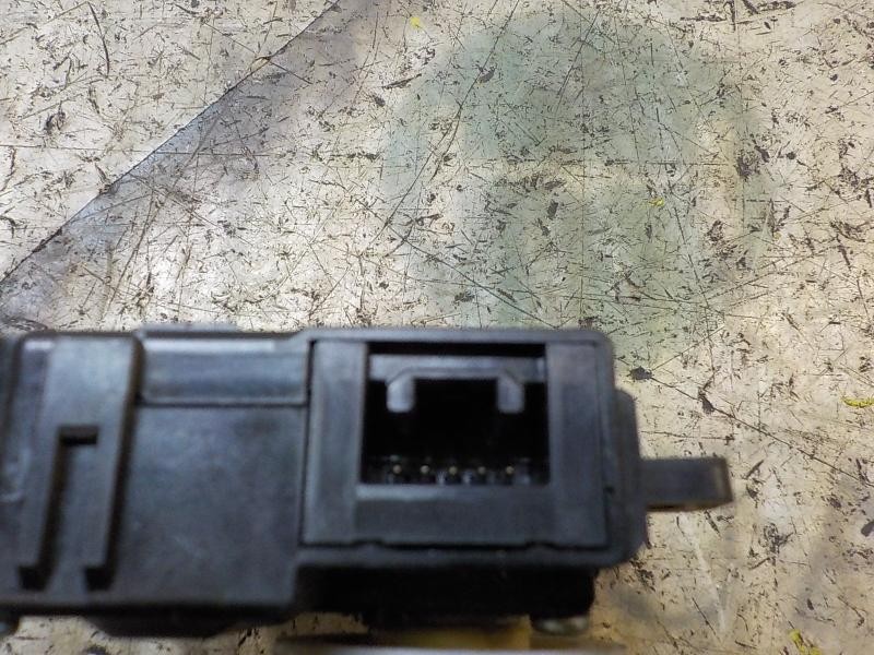 Recambio de motor electrico para toyota yaris 1.4 turbodiesel cat referencia OEM IAM 871060D051  