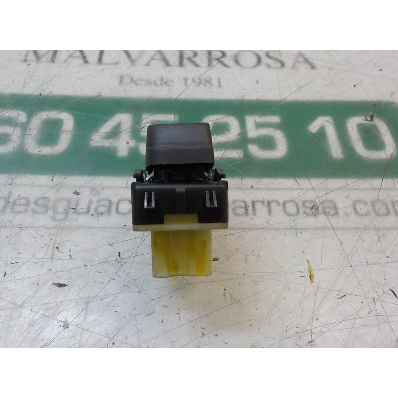 Recambio de mando elevalunas delantero izquierdo para dacia sandero 1.2 16v cat referencia OEM IAM 254214937R 254214937R 