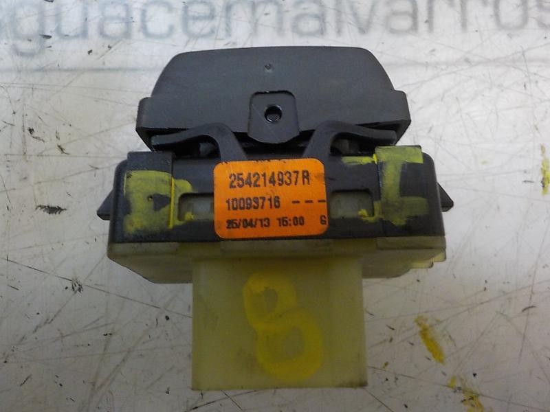 Recambio de mando elevalunas delantero izquierdo para dacia sandero 1.2 16v cat referencia OEM IAM 254214937R 254214937R 