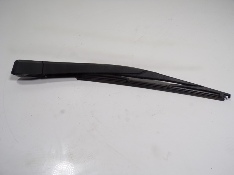 Recambio de brazo limpia trasero para ford fiesta (ccn) 1.0 ecoboost cat referencia OEM IAM 1513761  