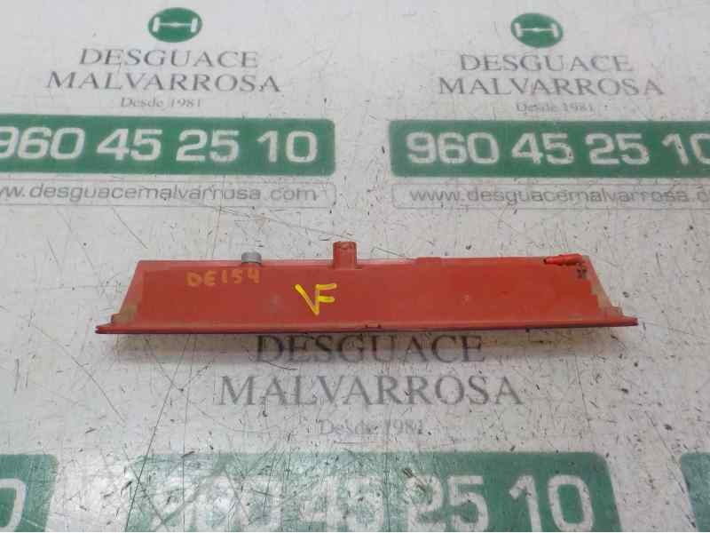 Recambio de piloto trasero central para ford focus lim. trend referencia OEM IAM 2085739  