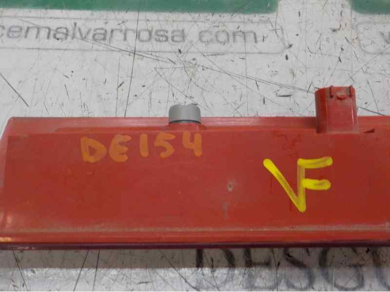 Recambio de piloto trasero central para ford focus lim. trend referencia OEM IAM 2085739  