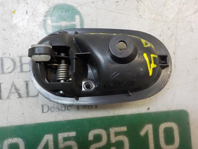 Recambio de maneta interior delantera derecha para dacia sandero 1.2 16v cat referencia OEM IAM 826721919R  
