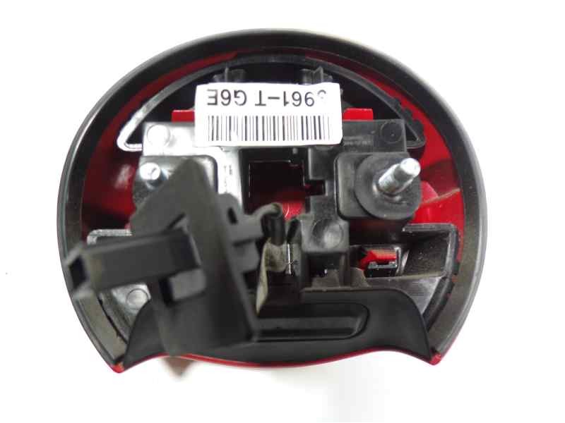 Recambio de maneta porton para opel karl 1.0 12v referencia OEM IAM 95395726  