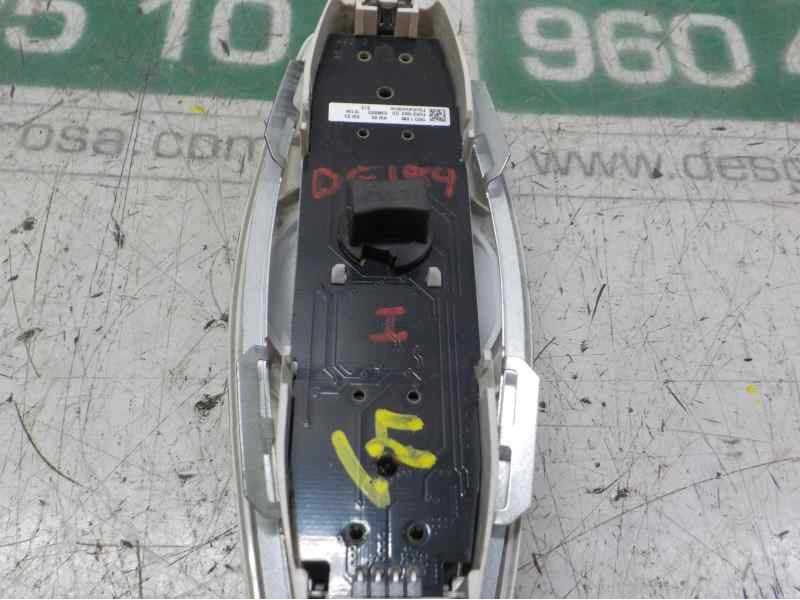 Recambio de piloto interior para ford focus lim. trend referencia OEM IAM 1866922  