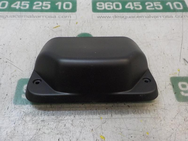 Recambio de piloto trasero central para dacia sandero 1.2 16v cat referencia OEM IAM 265907079R  