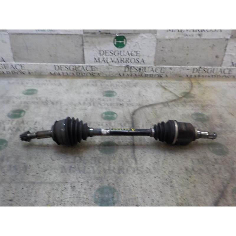 Recambio de transmision izquierda para toyota yaris 1.4 turbodiesel cat referencia OEM IAM 434200D331  