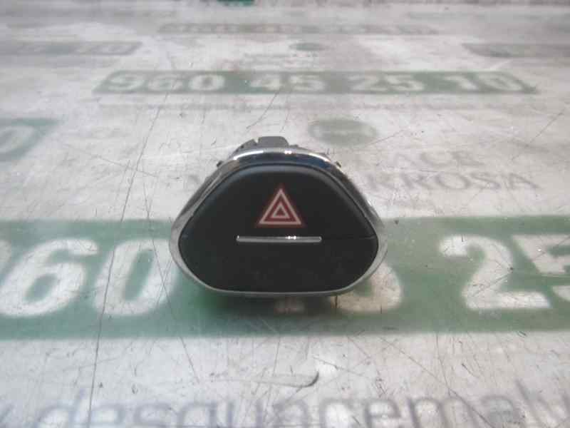 Recambio de warning para opel corsa e 1.4 referencia OEM IAM 13363976 39031634 