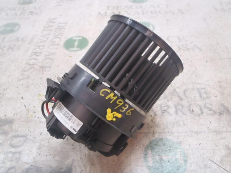 Recambio de motor calefaccion para peugeot 208 1.2 12v vti referencia OEM IAM 1608182080  