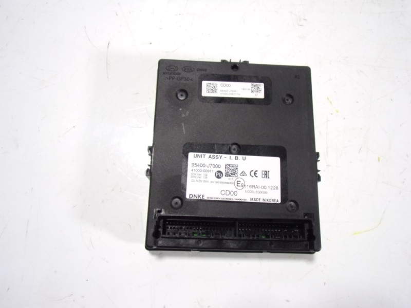 Recambio de modulo electronico para kia ceed 1.6 crdi cat referencia OEM IAM 95400J7000 95400J7000 