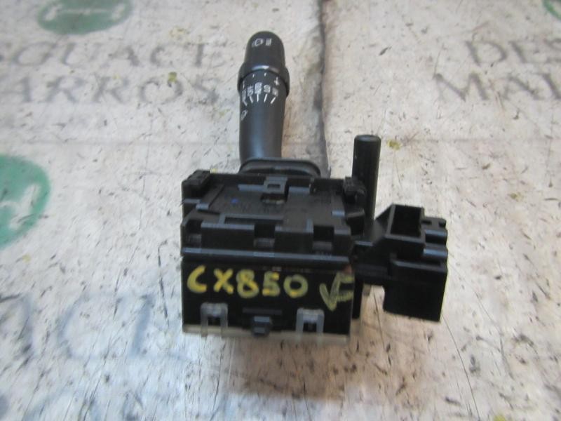 Recambio de mando luces para toyota avensis berlina (t25) 2.0 turbodiesel cat referencia OEM IAM   