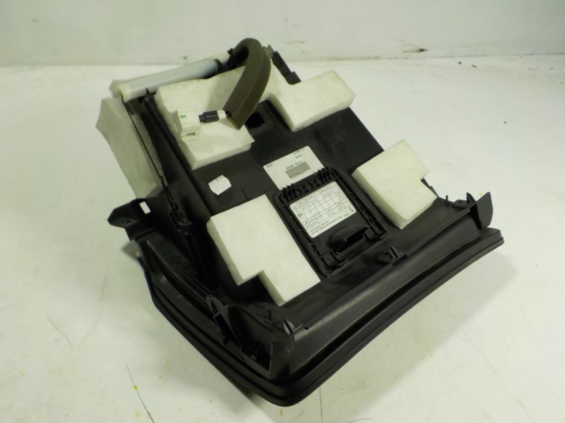 Recambio de guantera para nissan pulsar (c13) 1.5 turbodiesel cat referencia OEM IAM 685003ZL2A  