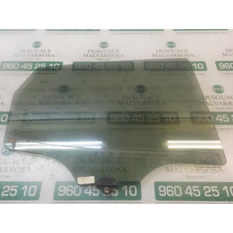 Recambio de cristal puerta trasero derecho para hyundai ix20 1.6 crdi cat referencia OEM IAM 834211P010  