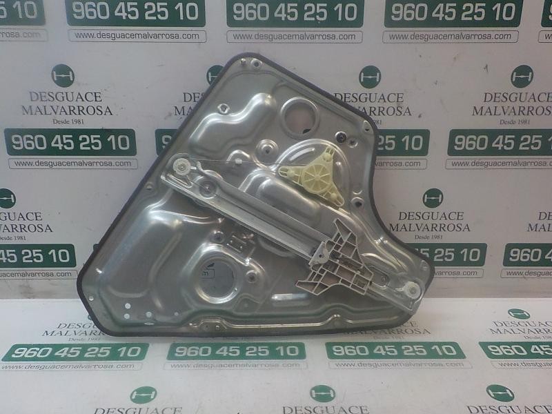 Recambio de elevalunas trasero derecho para hyundai ix20 1.6 crdi cat referencia OEM IAM 834811K010 834801K010 