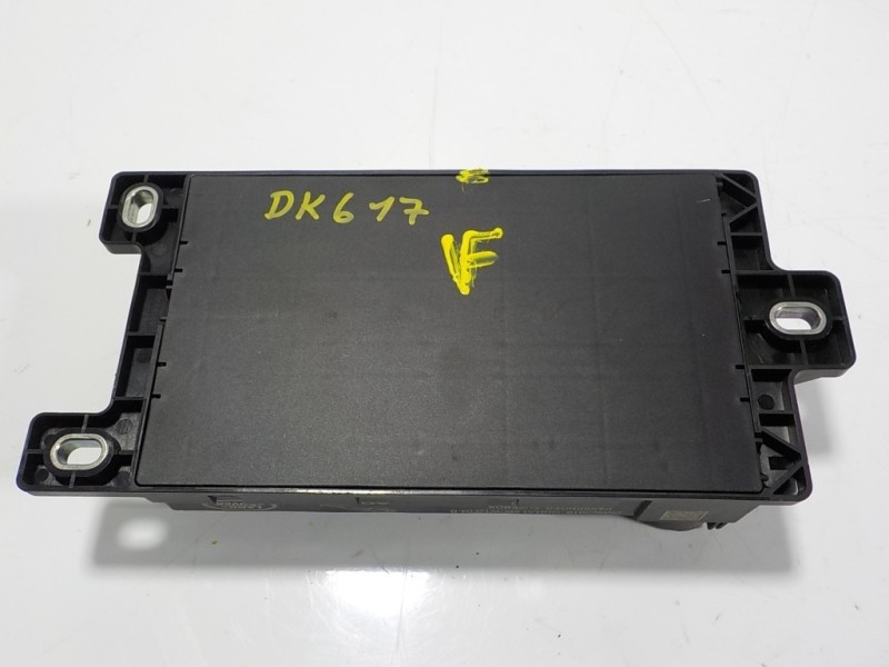 Recambio de caja reles / fusibles para land rover range rover evoque evoque referencia OEM IAM  K8D214A073BD 