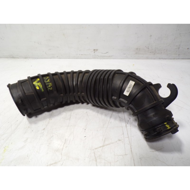 Recambio de tubo intercooler para kia ceed 1.6 crdi cat referencia OEM IAM 28140J7900 28138J940 18121401