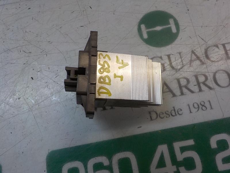 Recambio de resistencia calefaccion para hyundai ix20 1.6 crdi cat referencia OEM IAM 972351E000  