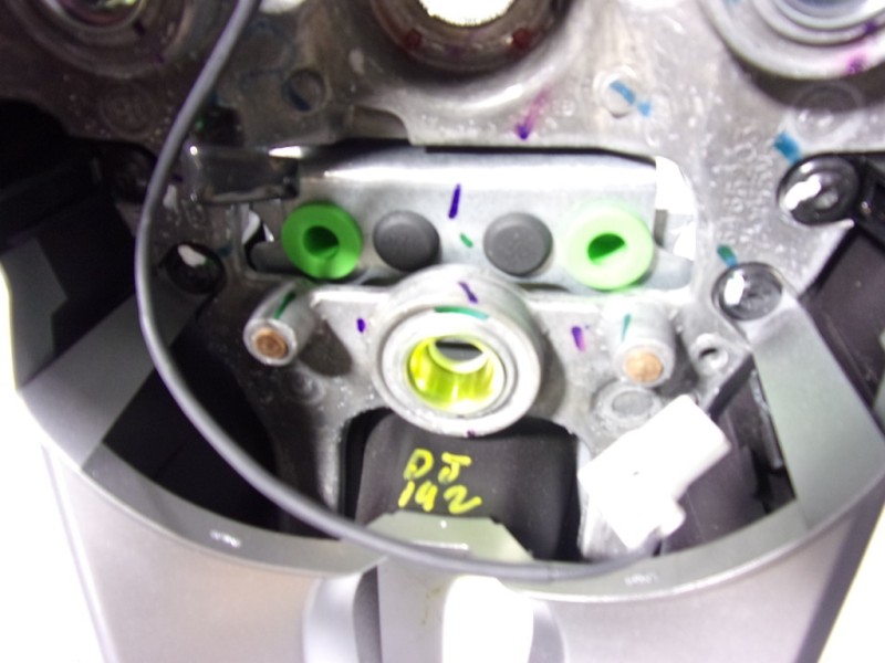 Recambio de volante para kia ceed 1.6 crdi cat referencia OEM IAM 56100J7470CEP  