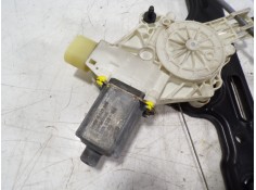 Recambio de elevalunas delantero derecho para bmw serie 1 berlina (e81/e87) 2.0 16v diesel referencia OEM IAM 55337138466 692702 2