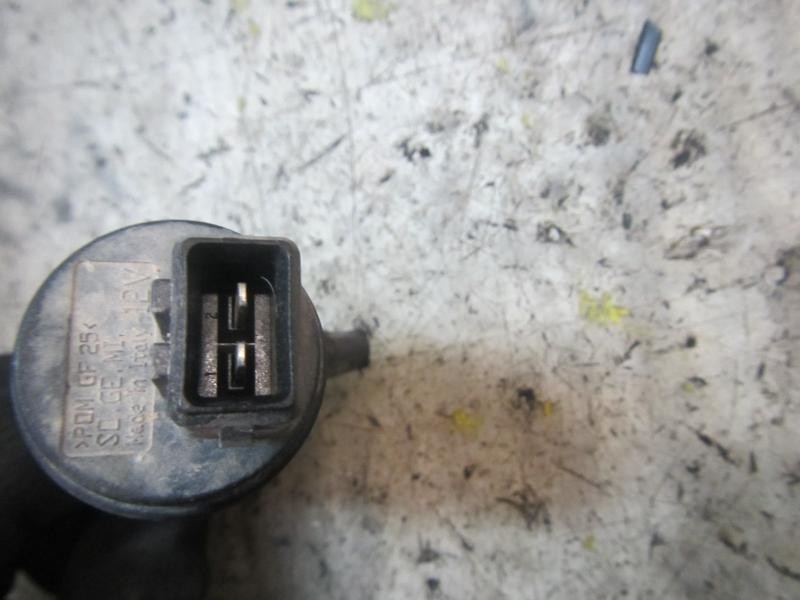 Recambio de bomba limpia para fiat linea (110) dynamic referencia OEM IAM 71740987  