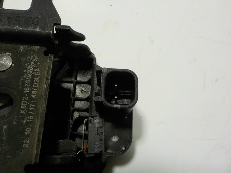 Recambio de cerradura capot para land rover range rover evoque evoque referencia OEM IAM  K8D216700AA 