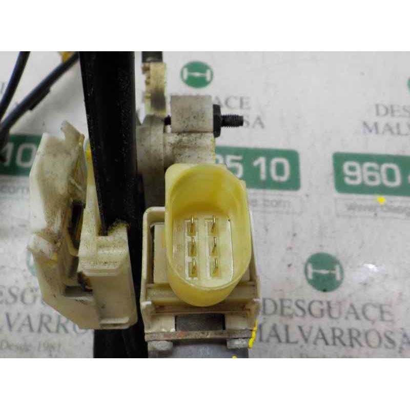 Recambio de elevalunas delantero derecho para bmw serie 3 berlina (e90) 2.0 16v diesel referencia OEM IAM 51337140588  